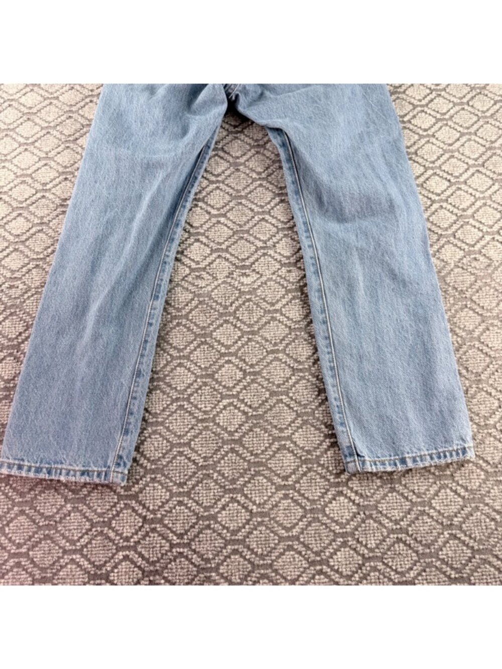 Levi’s 501 Distressed Light Wash Straight Leg Denim Jeans Size W24 L26 - Picture 8 of 16